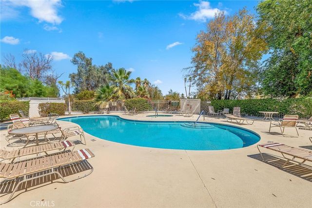 2700 E Mesquite F34, Palm Springs, CA 92264