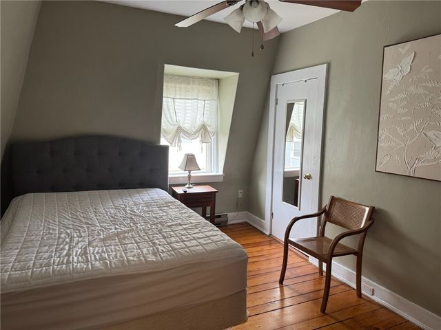 4 Hammond Street 5, Newport, RI 02840