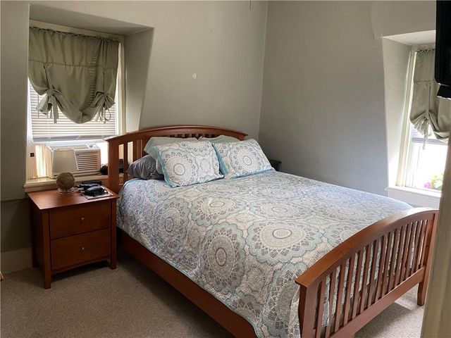 4 Hammond Street 5, Newport, RI 02840