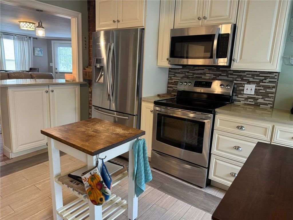 4 Hammond Street 5, Newport, RI 02840