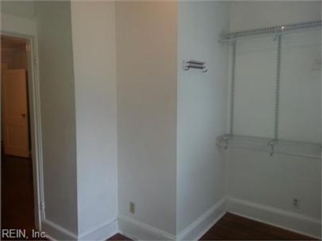 141 W Ocean AVE, Norfolk, VA 23503