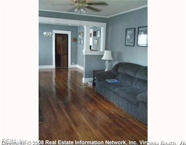 141 W Ocean AVE, Norfolk, VA 23503
