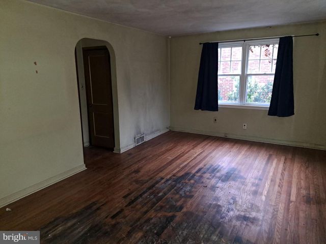 1938 NEW JERSEY AVE, Haddon Heights, NJ 08035