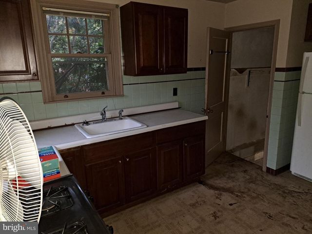 1938 NEW JERSEY AVE, Haddon Heights, NJ 08035