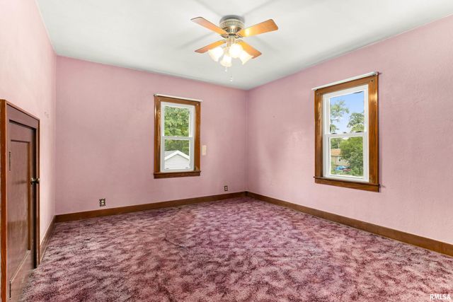 581 ROOSEVELT Street, Creve Coeur, IL 61610