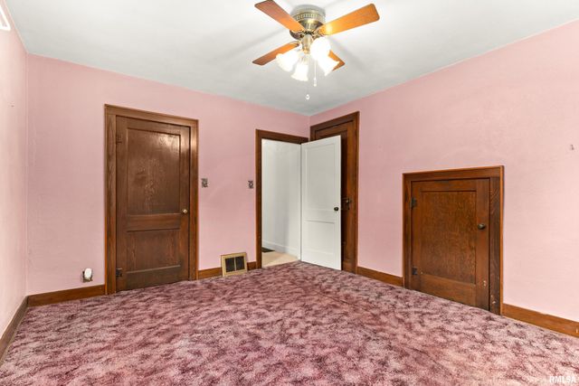 581 ROOSEVELT Street, Creve Coeur, IL 61610
