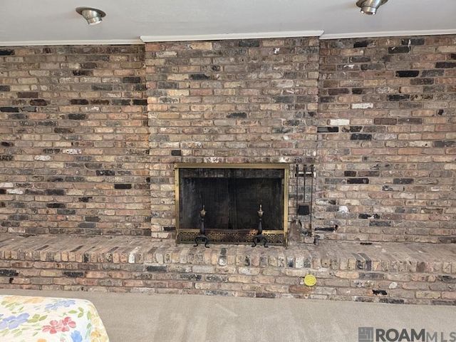 780 Sherwood Forest Blvd, Baton Rouge, LA 70815