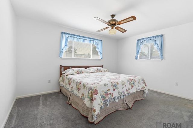 780 Sherwood Forest Blvd, Baton Rouge, LA 70815