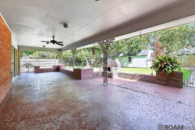 780 Sherwood Forest Blvd, Baton Rouge, LA 70815
