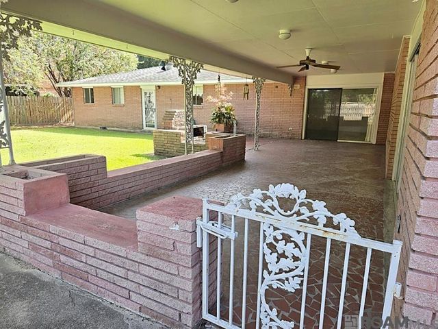 780 Sherwood Forest Blvd, Baton Rouge, LA 70815