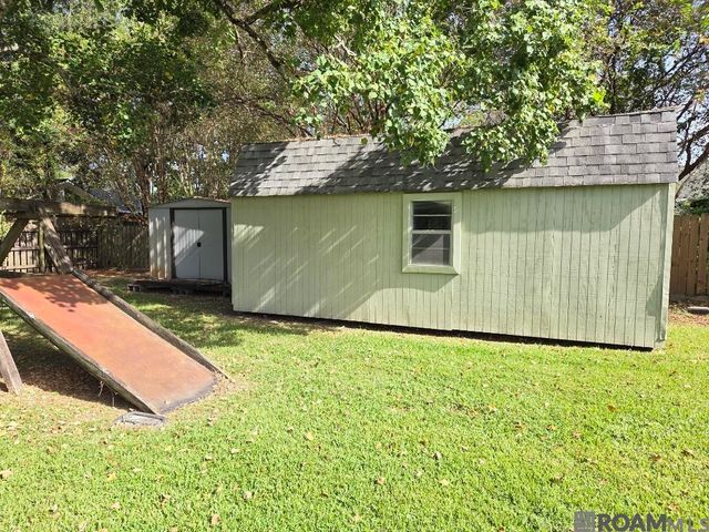 780 Sherwood Forest Blvd, Baton Rouge, LA 70815