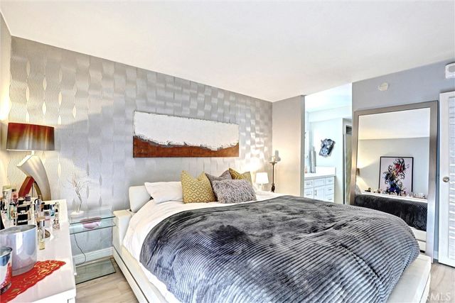 1750 E Ocean Boulevard 101, Long Beach, CA 90802