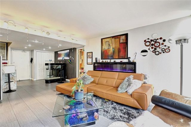 1750 E Ocean Boulevard 101, Long Beach, CA 90802
