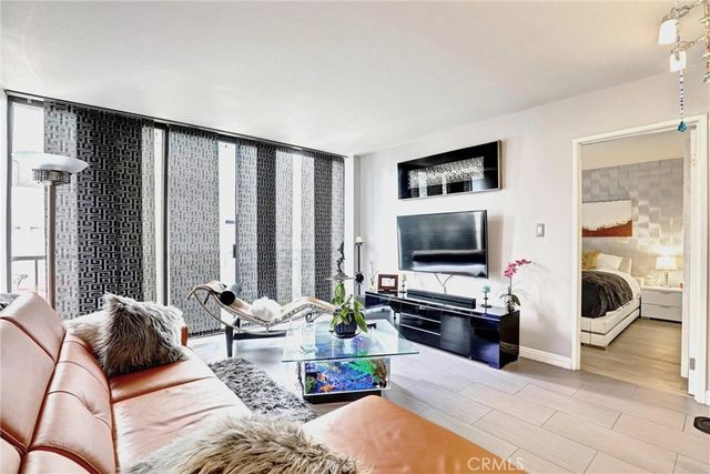 1750 E Ocean Boulevard 101, Long Beach, CA 90802