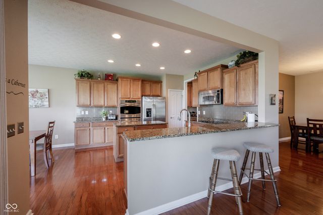 16204 Oliver Street, Fishers, IN 46037