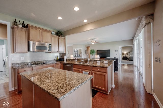 16204 Oliver Street, Fishers, IN 46037
