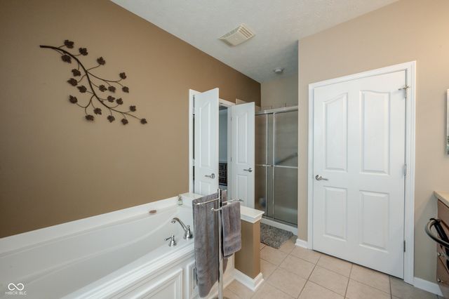 16204 Oliver Street, Fishers, IN 46037