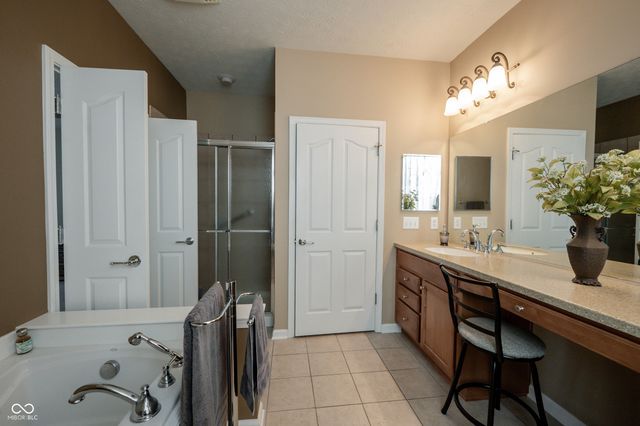 16204 Oliver Street, Fishers, IN 46037