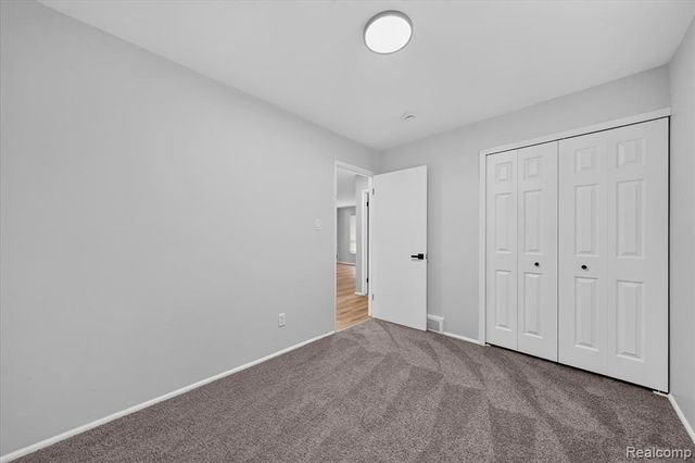 33618 Warren Road, Westland, MI 48185