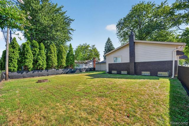 33618 Warren Road, Westland, MI 48185