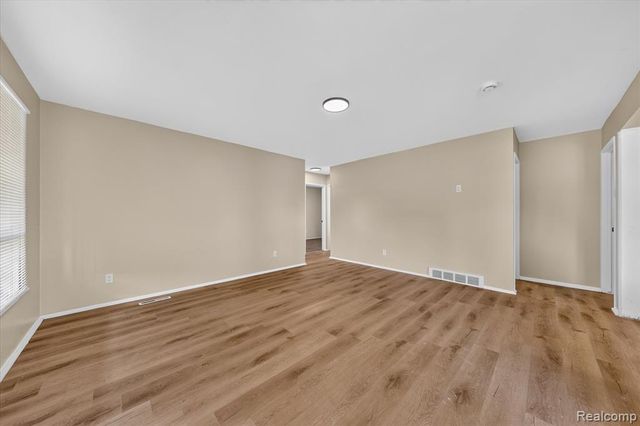 33618 Warren Road, Westland, MI 48185