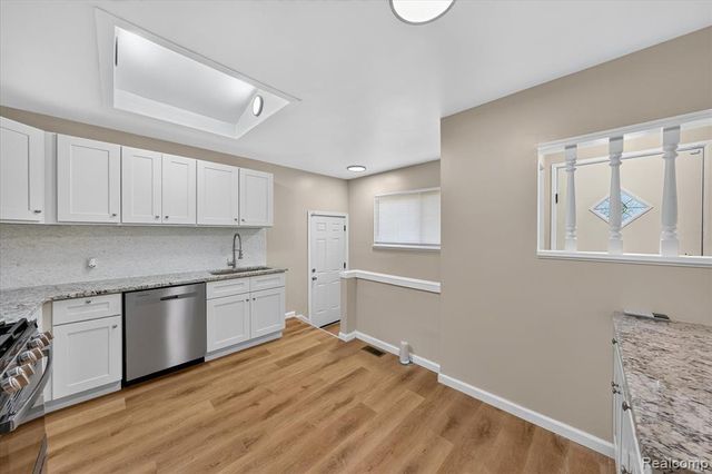 33618 Warren Road, Westland, MI 48185