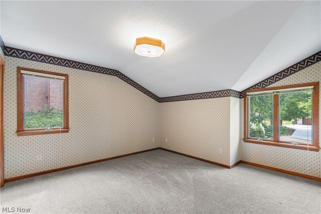 2317 Raintree Street NE, Canton, OH 44705