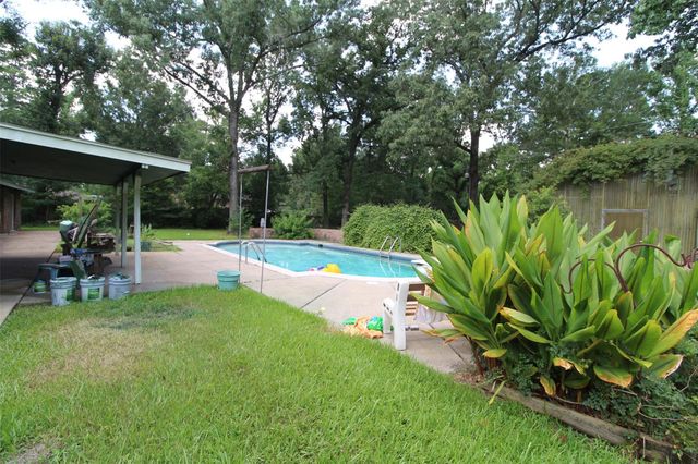 1119 Lisa Lane, Kingwood, TX 77339