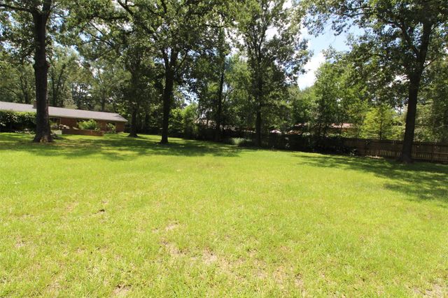 1119 Lisa Lane, Kingwood, TX 77339