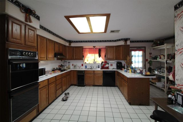 1119 Lisa Lane, Kingwood, TX 77339