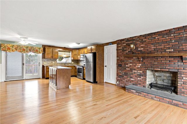 5 Luther Avenue, East Providence, RI 02914