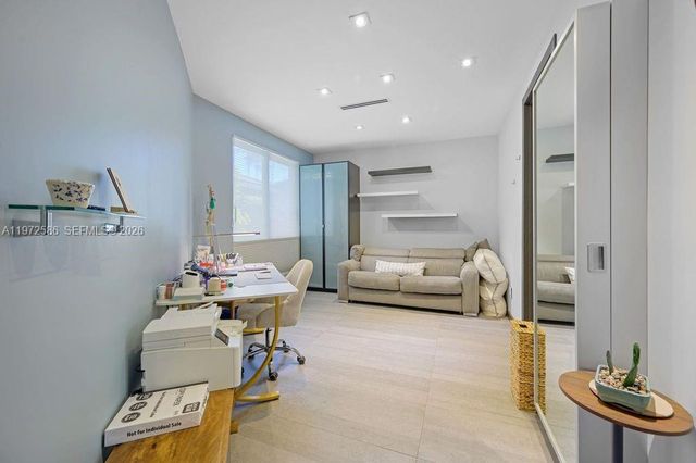 1615 NE 196th Street, Miami, FL 33179