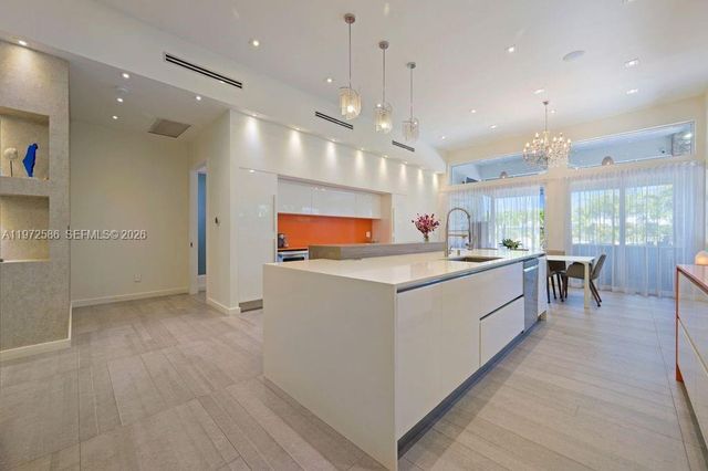 1615 NE 196th Street, Miami, FL 33179