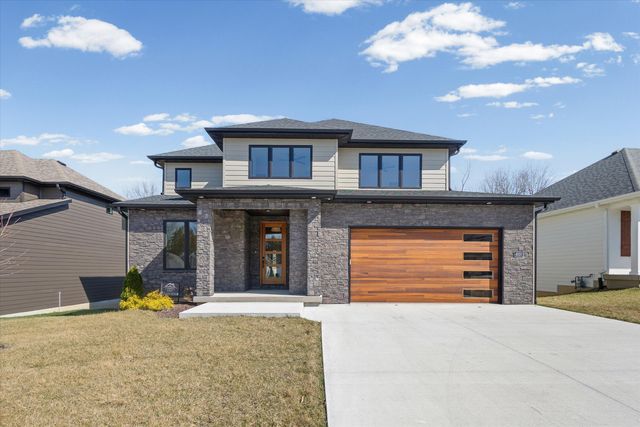 4820 WHISPER CT, Columbia, MO 65203