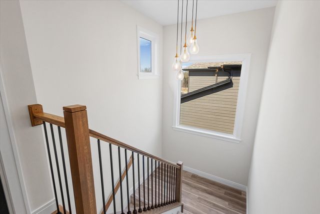 4820 WHISPER CT, Columbia, MO 65203