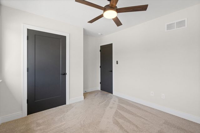 4820 WHISPER CT, Columbia, MO 65203