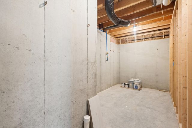 4820 WHISPER CT, Columbia, MO 65203