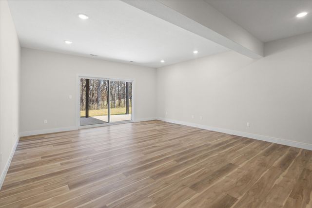 4820 WHISPER CT, Columbia, MO 65203