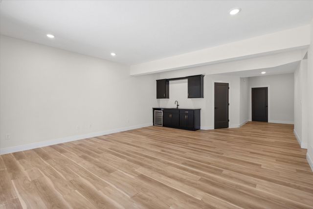 4820 WHISPER CT, Columbia, MO 65203