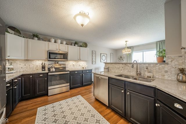 9378 W Rising Sun Drive, Pendleton, IN 46064