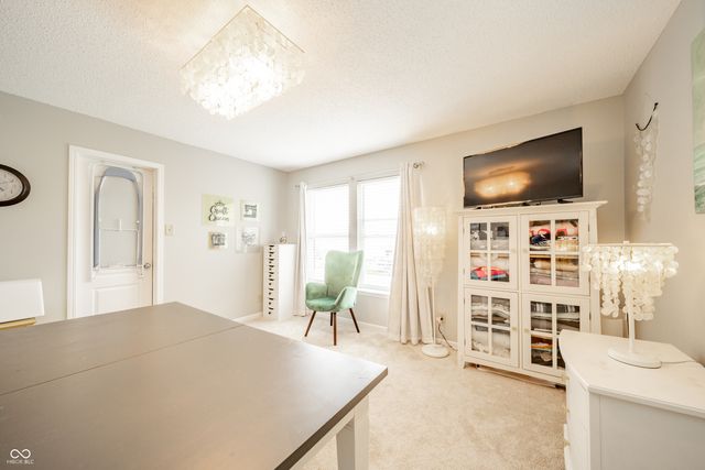 9378 W Rising Sun Drive, Pendleton, IN 46064