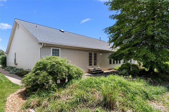 709 Cooper Way Drive, O'fallon, MO 63368
