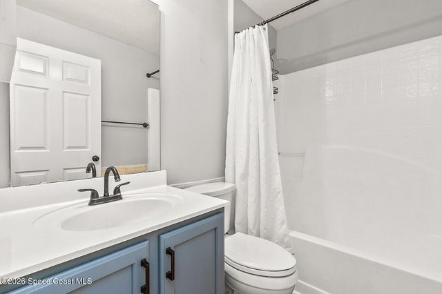 2152 Spring Creek Circle NE, Palm Bay, FL 32905