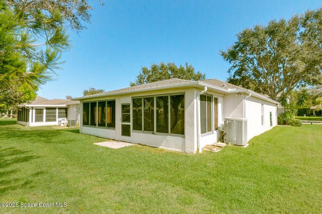 2152 Spring Creek Circle NE, Palm Bay, FL 32905