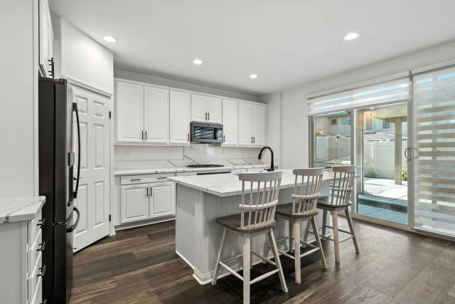 32005 Radiant Dr, Temecula, CA 92591