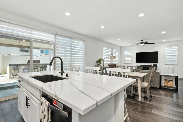 32005 Radiant Dr, Temecula, CA 92591