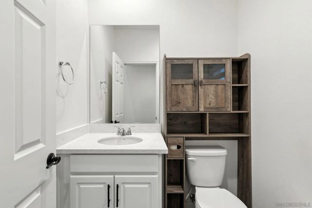 32005 Radiant Dr, Temecula, CA 92591