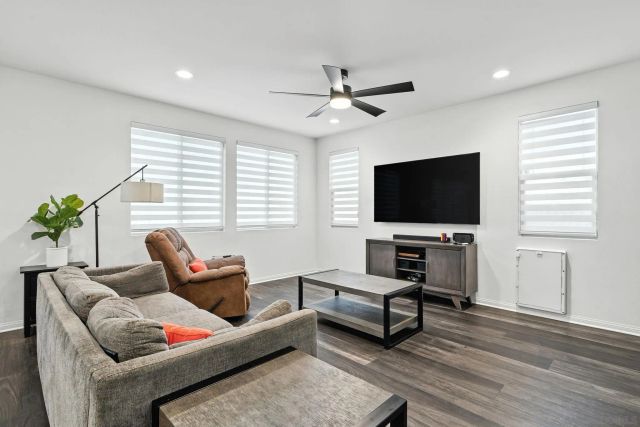 32005 Radiant Dr, Temecula, CA 92591