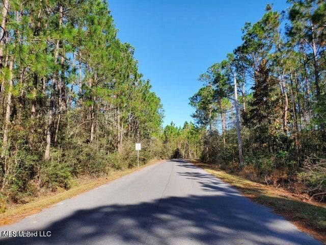 000 Greenwood Drive, Pass Christian, MS 39571