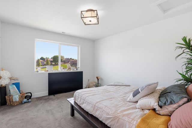 4518 N Dale Ln, Spokane, WA 99212